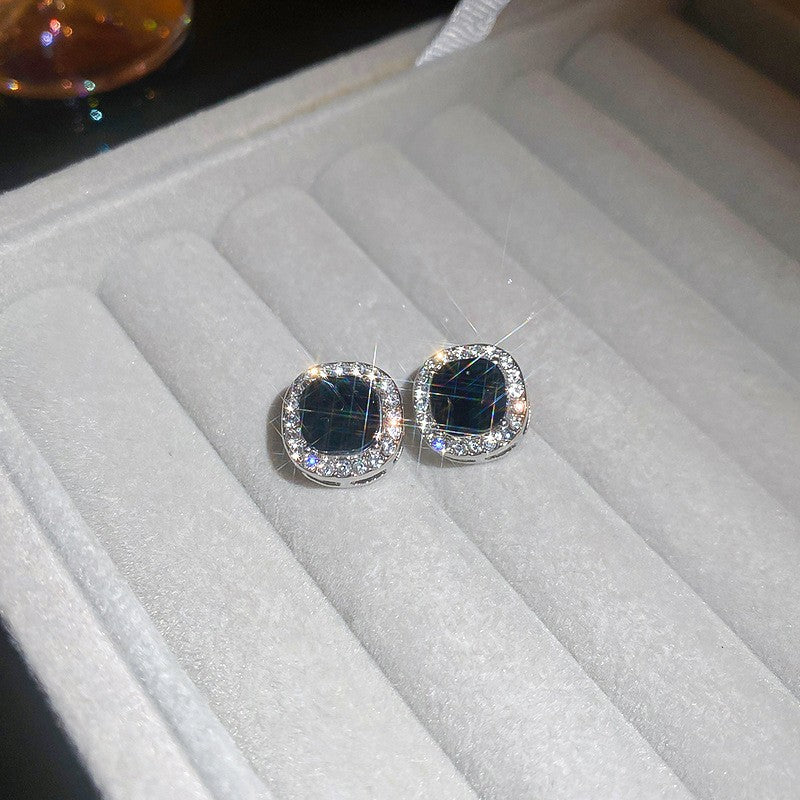 Flower Heart Necklace Vintage Style Collarbone Chain Light Luxury High-end Feel Jewelry