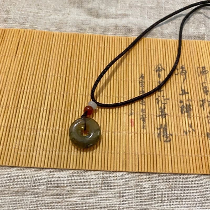 Chinese Style Camellia Pendant Woven Necklace for Women, National Trend, Elegant and Versatile Fashion Design, New Clavicle Chain