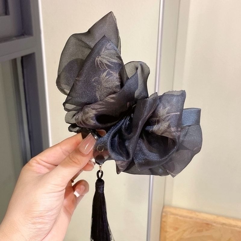 New Chinese Style Retro Tassel Cloud Mesh Hair Claw Elegant Fashion Shark Clip Travel Hairpin