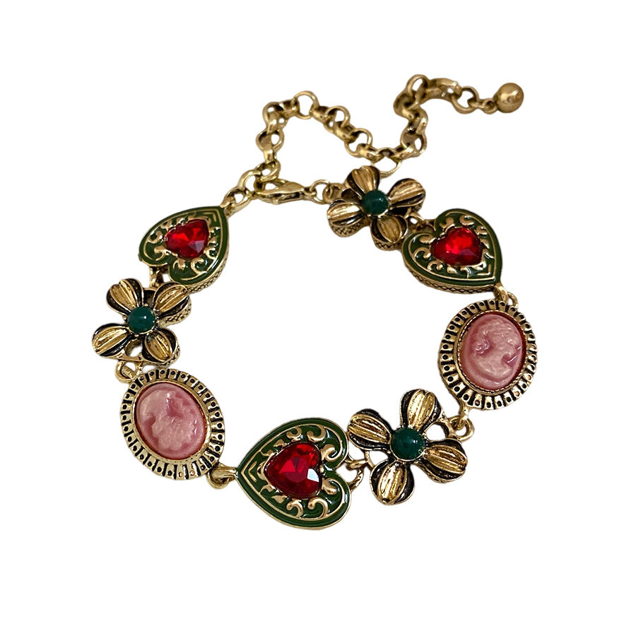 Flower Heart Necklace Vintage Style Collarbone Chain Light Luxury High-end Feel Jewelry