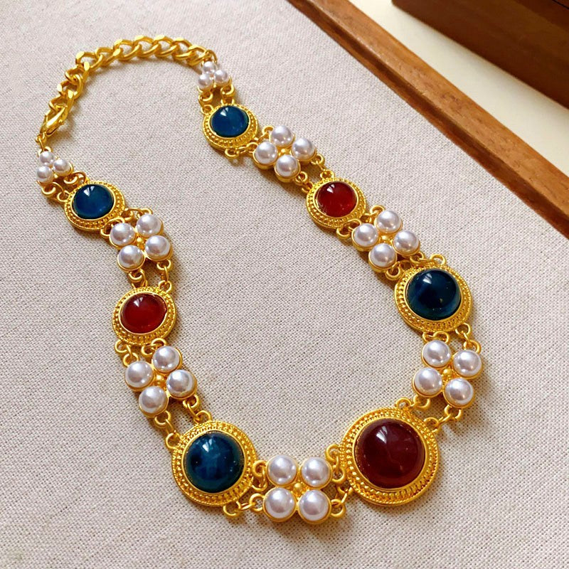 Flower Heart Necklace Vintage Style Collarbone Chain Light Luxury High-end Feel Jewelry